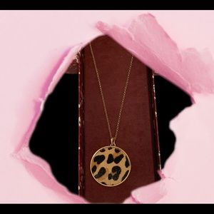 Lucky  Brand Leopard pendent necklace NWT 15”